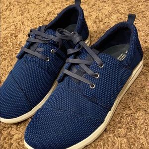 TOMS shoes